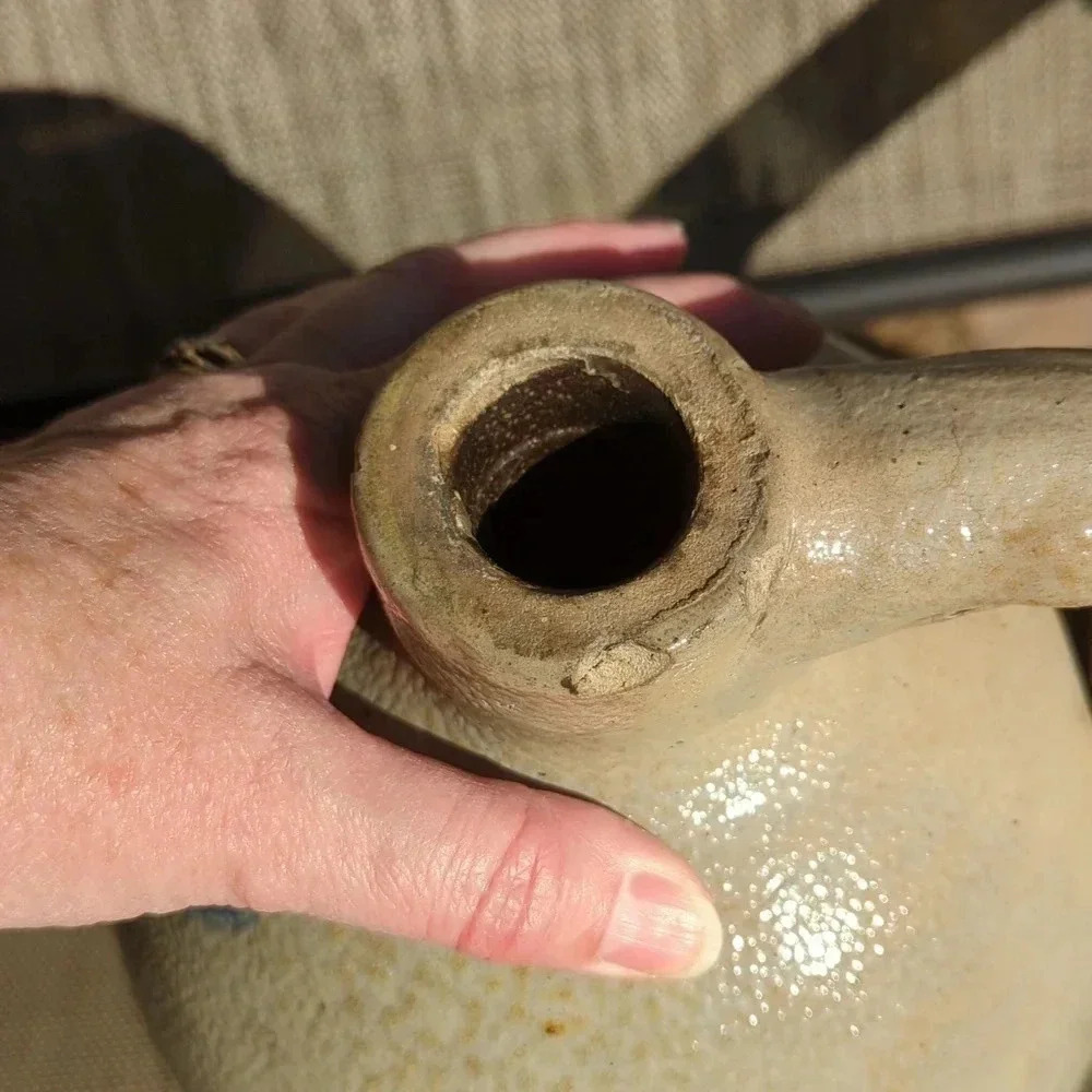 Earthenware  Jug - Picture 5 of 7